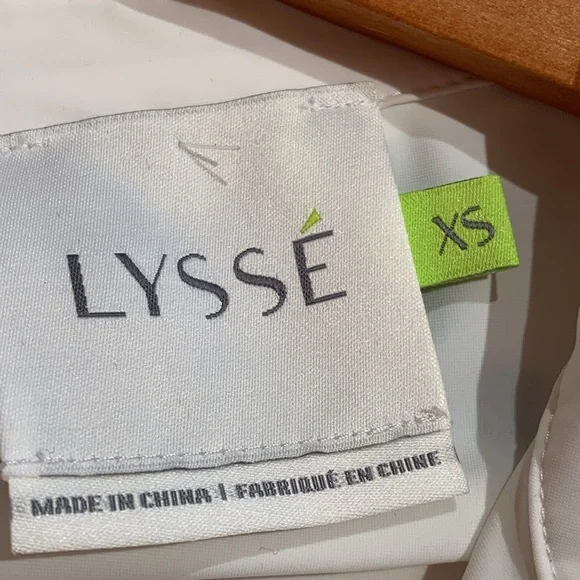 LYSSÉ. New York. Long sleeve White Shirt. Size XS. - Picture 6 of 8